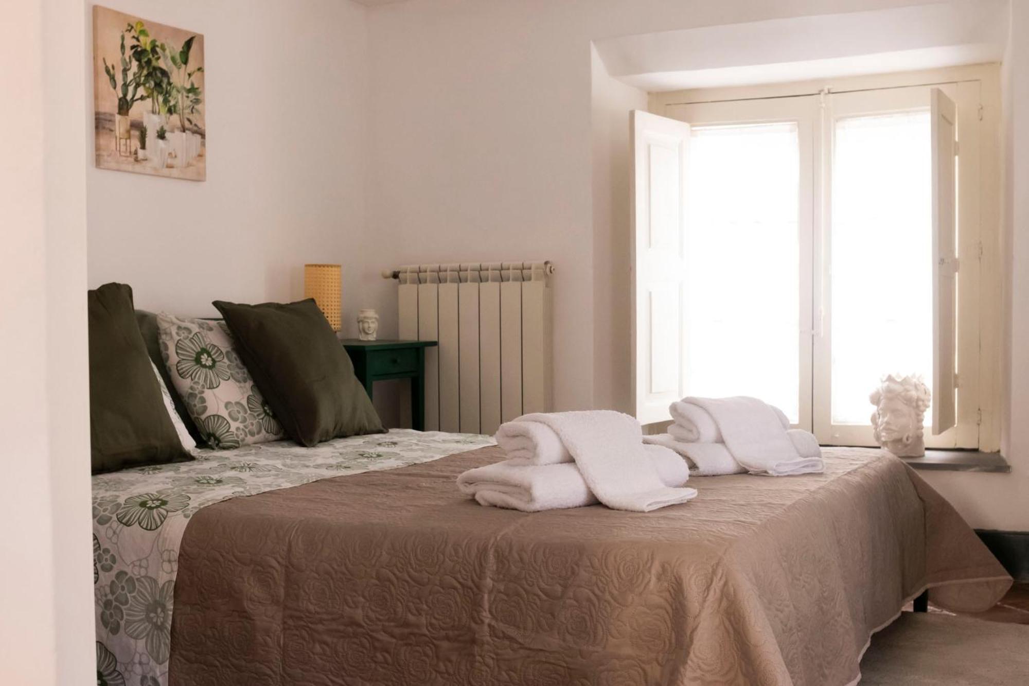 Apartment Civico 18 & Manzoni House Catania