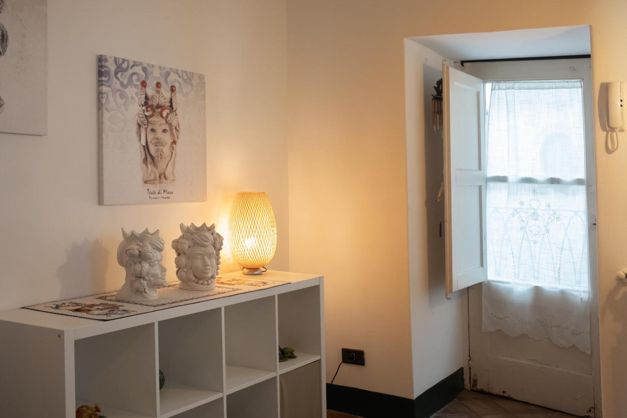 Civico 18 & Manzoni House