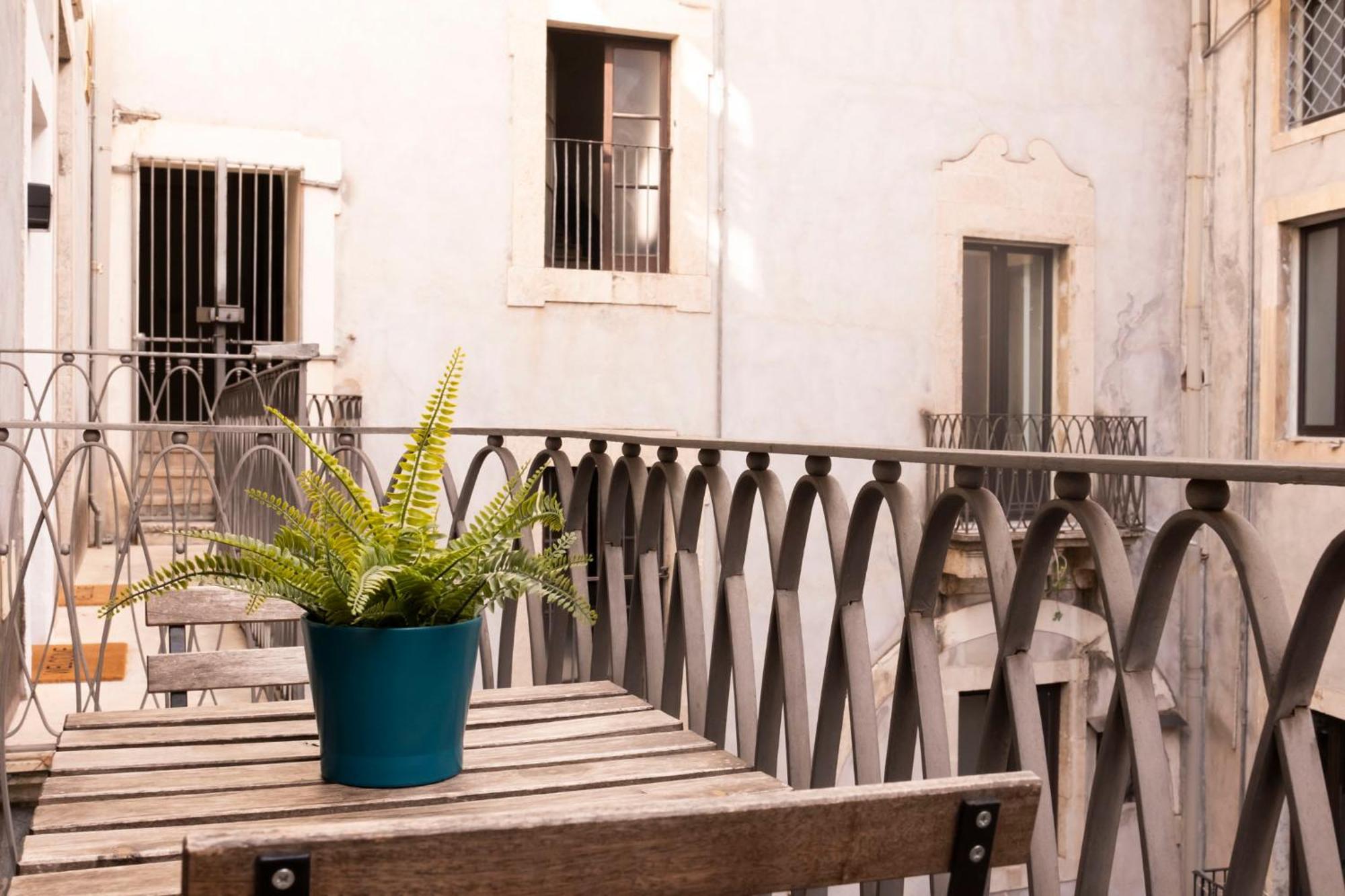 Apartment Civico 18 & Manzoni House Catania