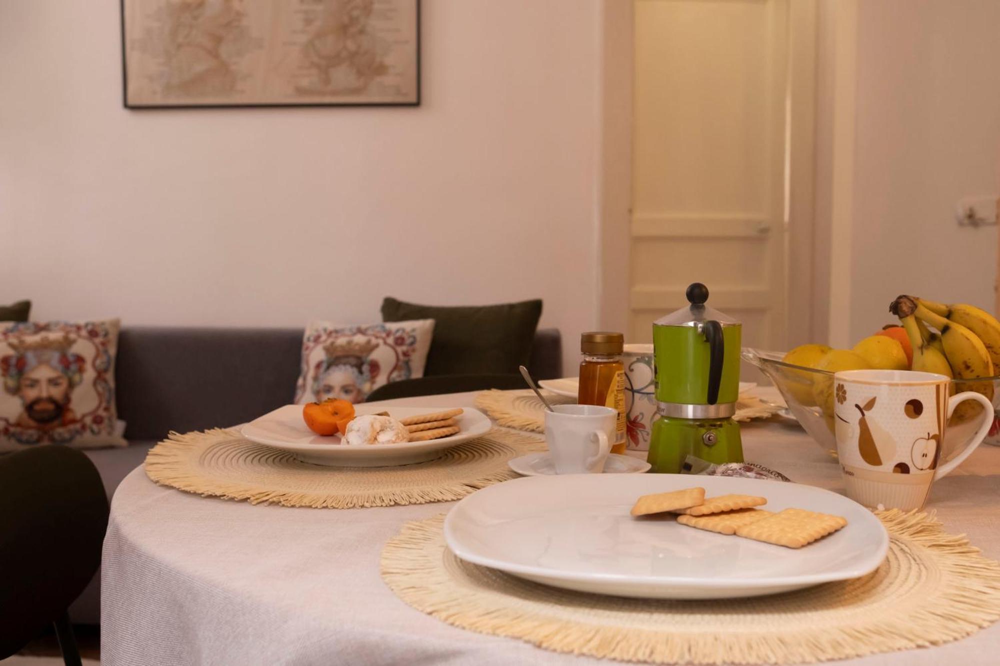 Apartment Civico 18 & Manzoni House *